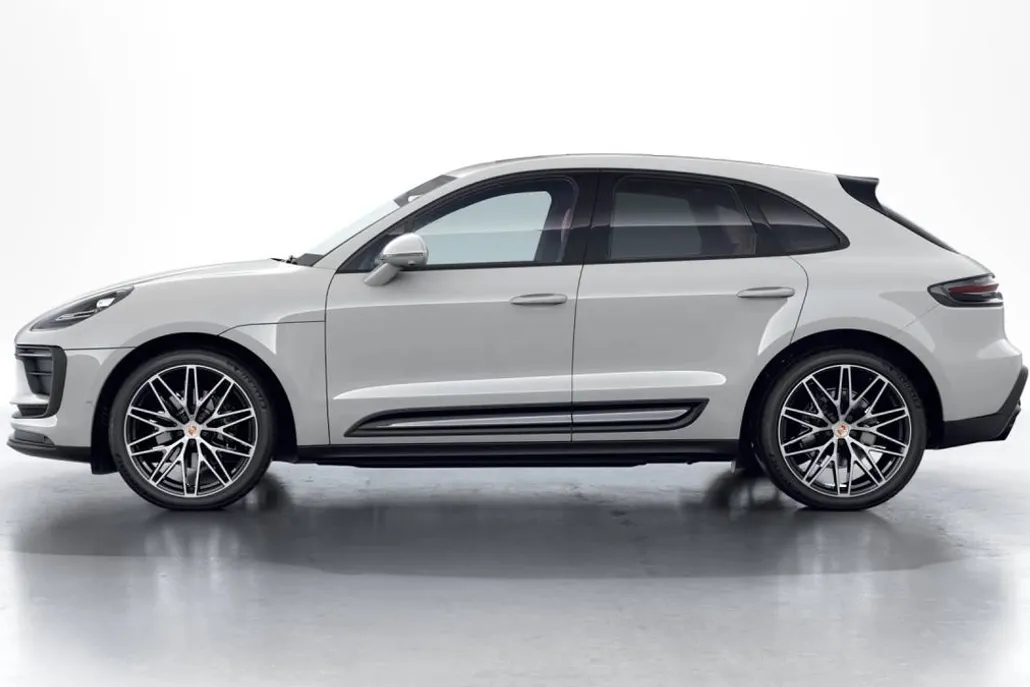 2026 Porsche Macan T photo 1