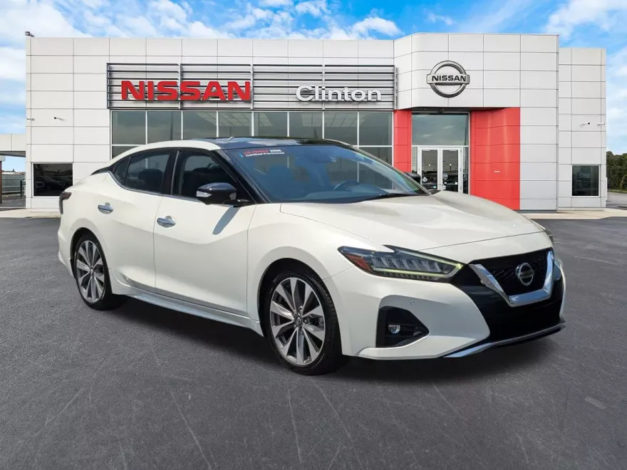 2022 Nissan Maxima Platinum photo 1