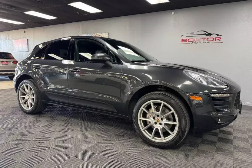 2018 Porsche Macan S photo 1
