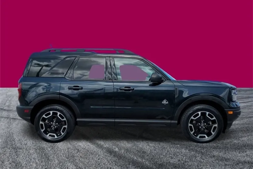 2022 Ford Bronco Sport Outer Banks photo 1
