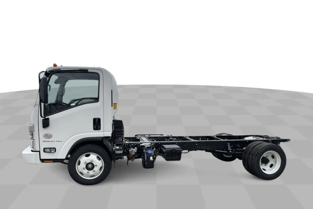 2024 Chevrolet Silverado photo 1