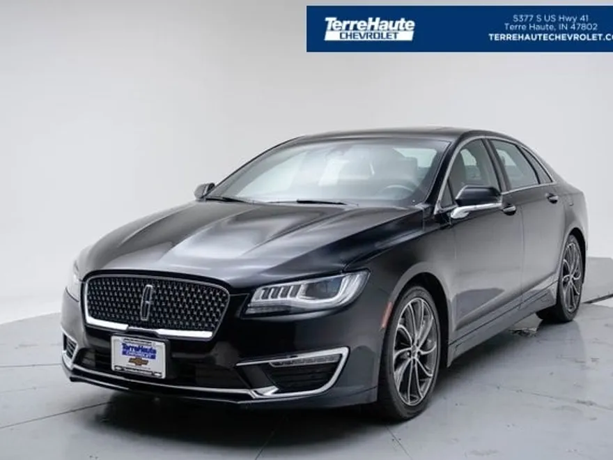 2019 Lincoln MKZ Reserve photo 1