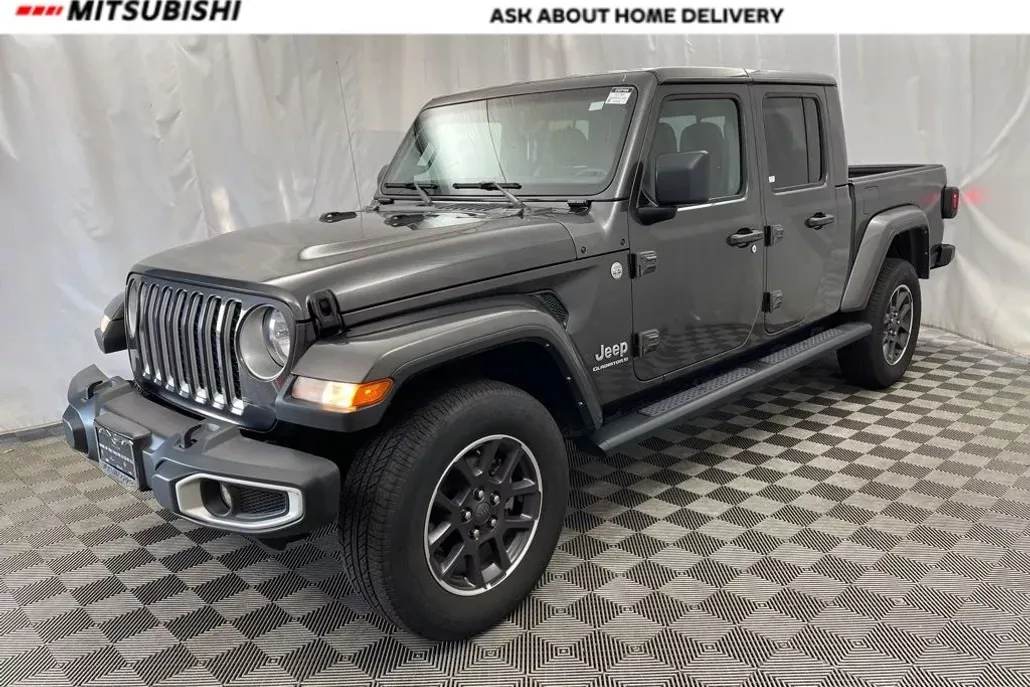 2023 Jeep Gladiator Overland photo 1