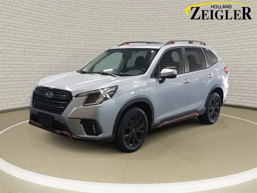 2023 Subaru Forester Sport photo 1