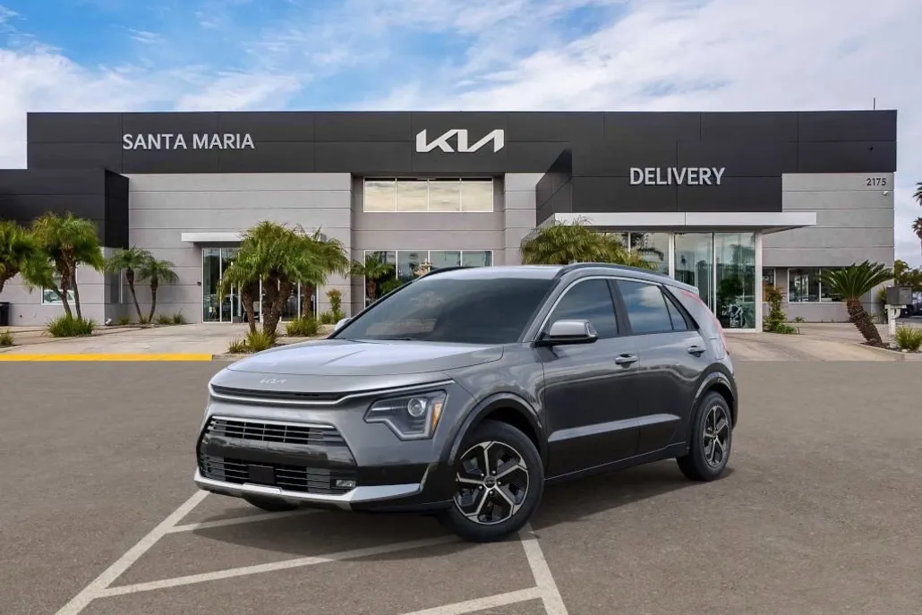 2025 Kia Niro SX photo 1