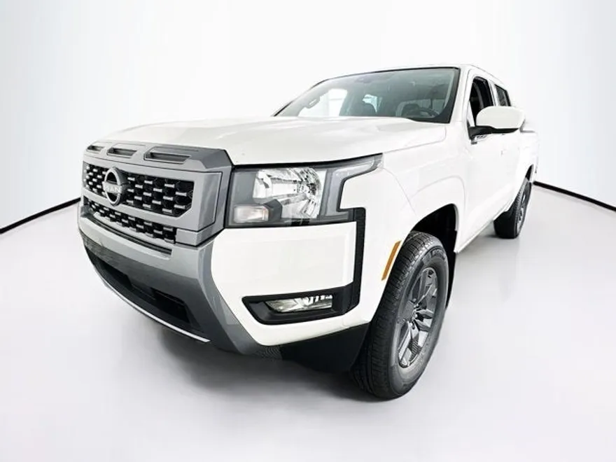 2025 Nissan Frontier SV photo 1