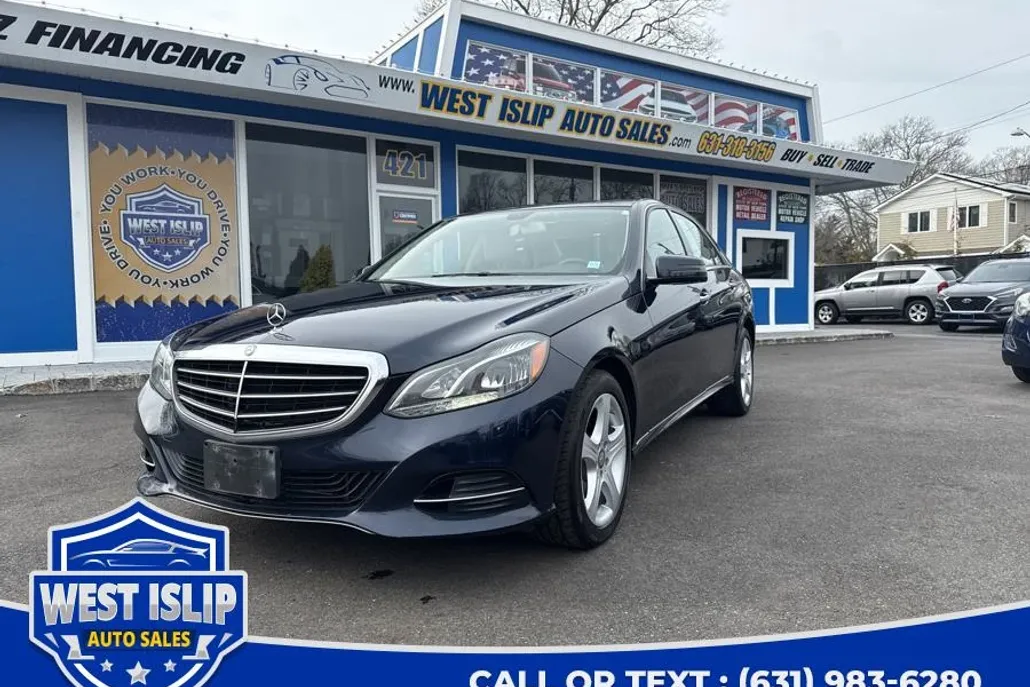 2016 Mercedes Benz E 4MATIC photo 1