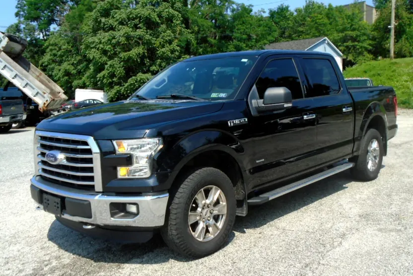 2016 Ford F-150 Lariat photo 1