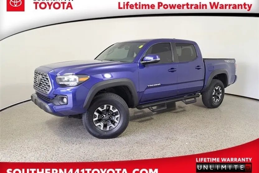2023 Toyota Tacoma TRD Off-Road V6 photo 1