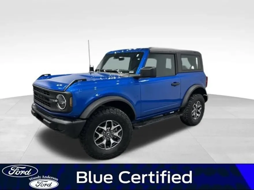 2023 Ford Bronco Base photo 1