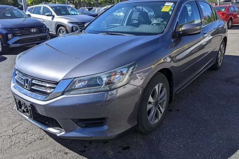 2015 Honda Accord LX photo 1