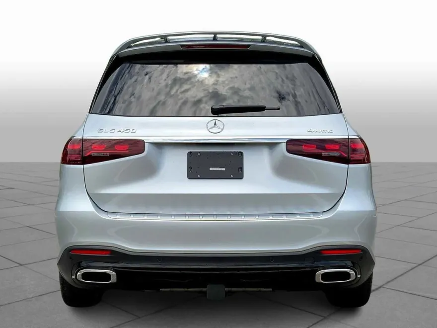2025 Mercedes Benz GLS 450 4MATIC photo 1