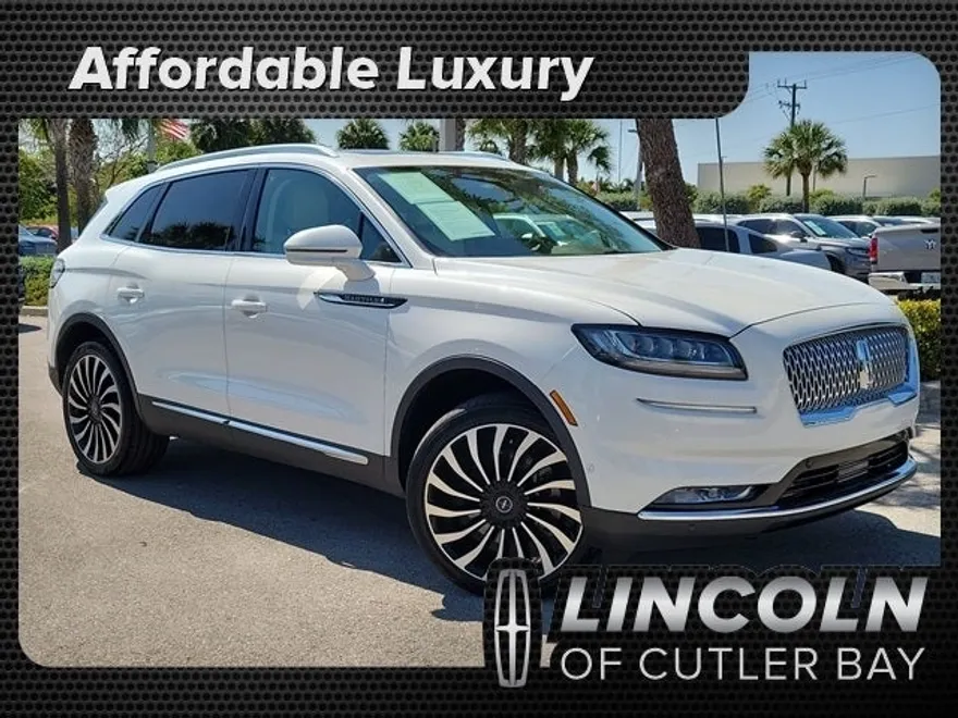 2023 Lincoln Nautilus Black Label photo 1