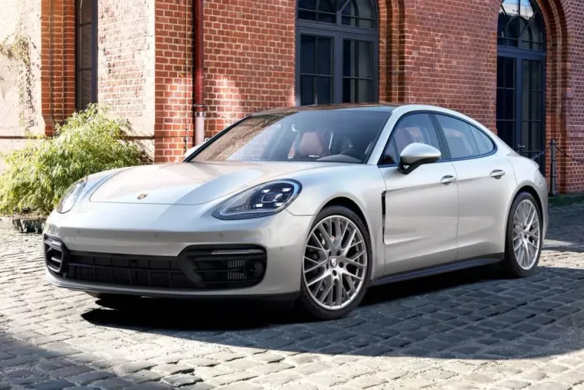2023 Porsche Panamera 4 Platinum photo 1