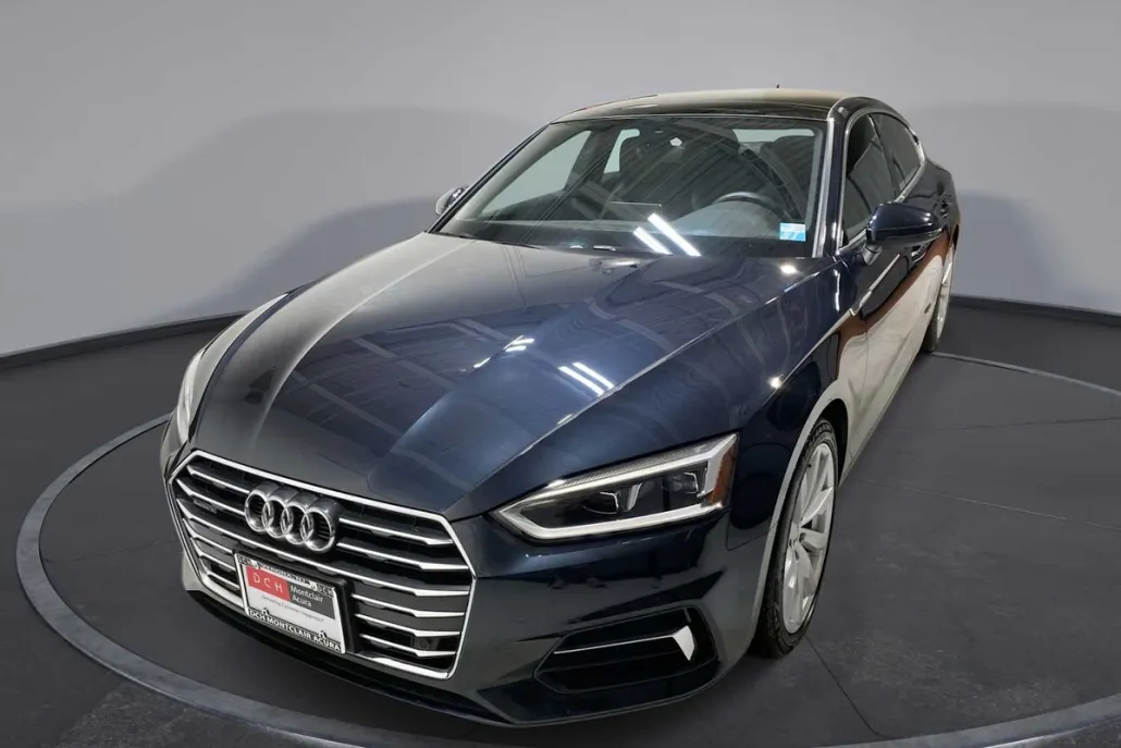 2018 Audi A5 Premium Plus photo 1