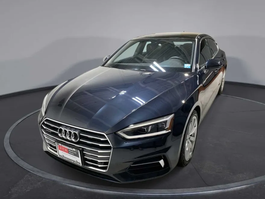 2018 Audi A5 Premium Plus photo 1