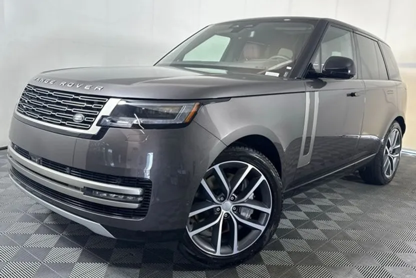 2025 Land Rover Range Rover SE photo 1