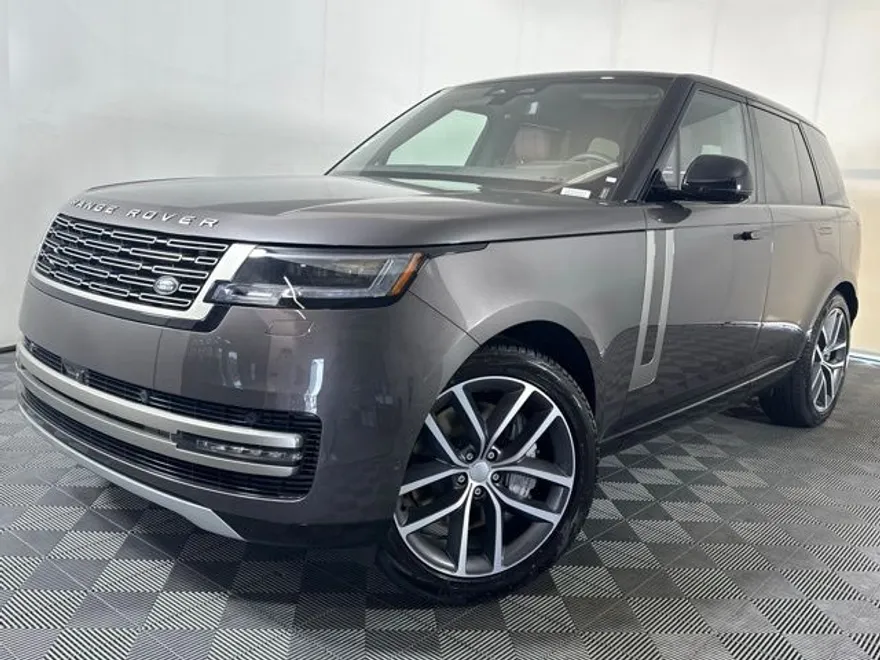 2025 Land Rover Range Rover SE photo 1