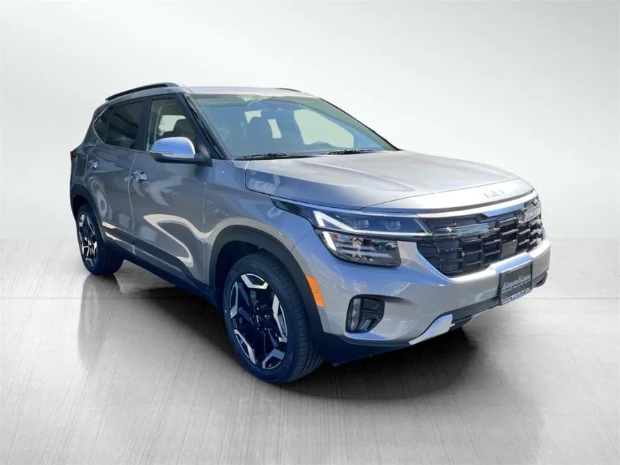 2025 Kia Seltos SX photo 1