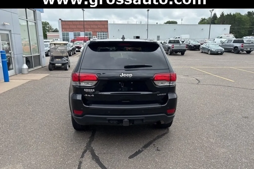 2021 Jeep Grand Cherokee Laredo X photo 1