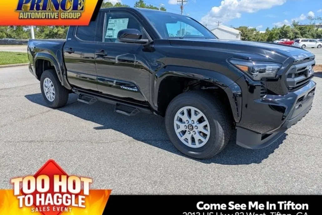 2025 Toyota Tacoma 4x4 SR5 photo 1