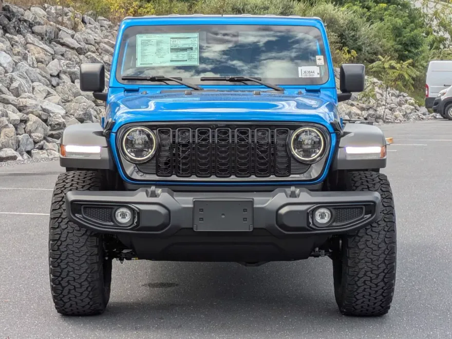 2025 Jeep Wrangler Willys photo 1