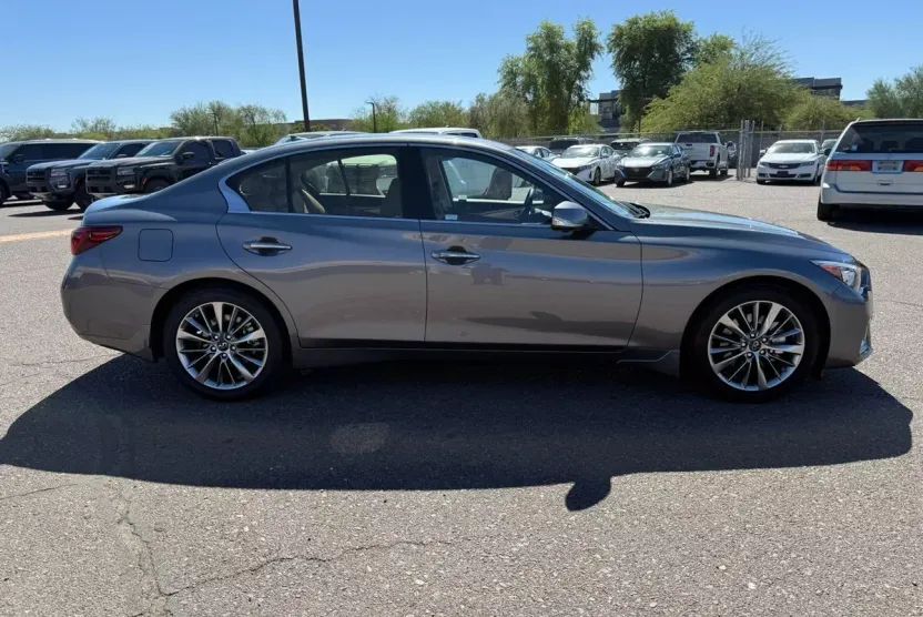 2024 Infiniti Q50 LUXE AWD photo 1