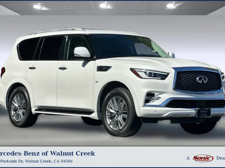 2018 Infiniti QX80 photo 1