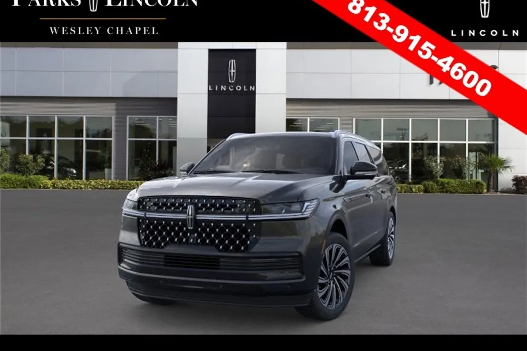 2025 Lincoln Navigator Black Label photo 1