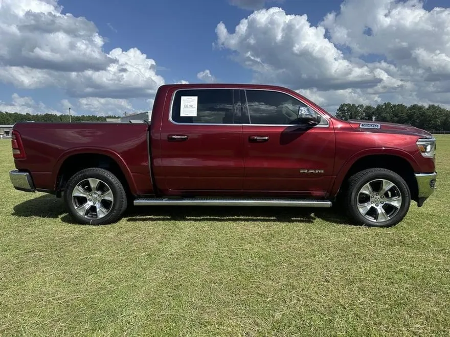 2019 Ram 1500 Laramie photo 1