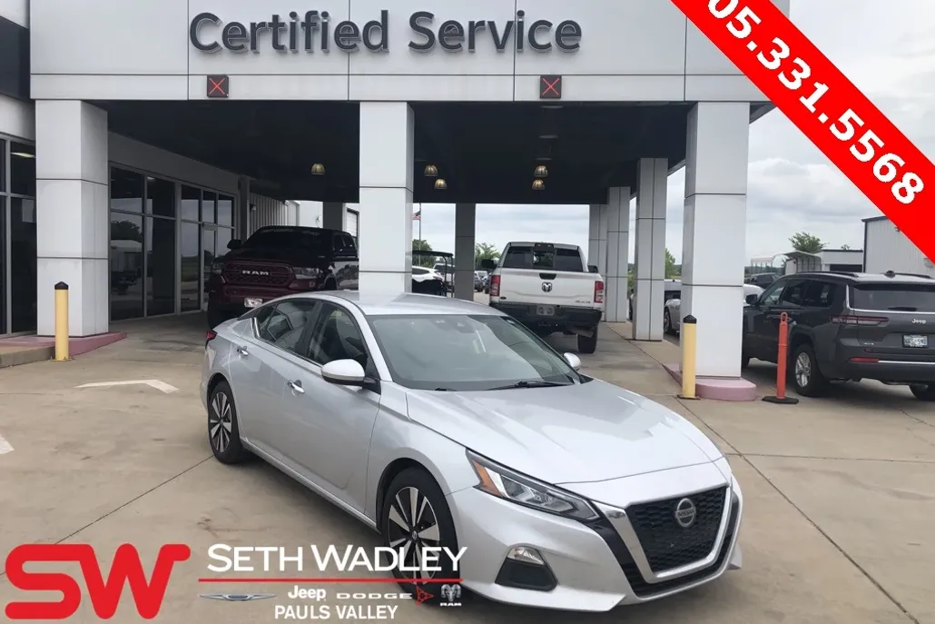 2022 Nissan Altima 2.5 SV photo 1