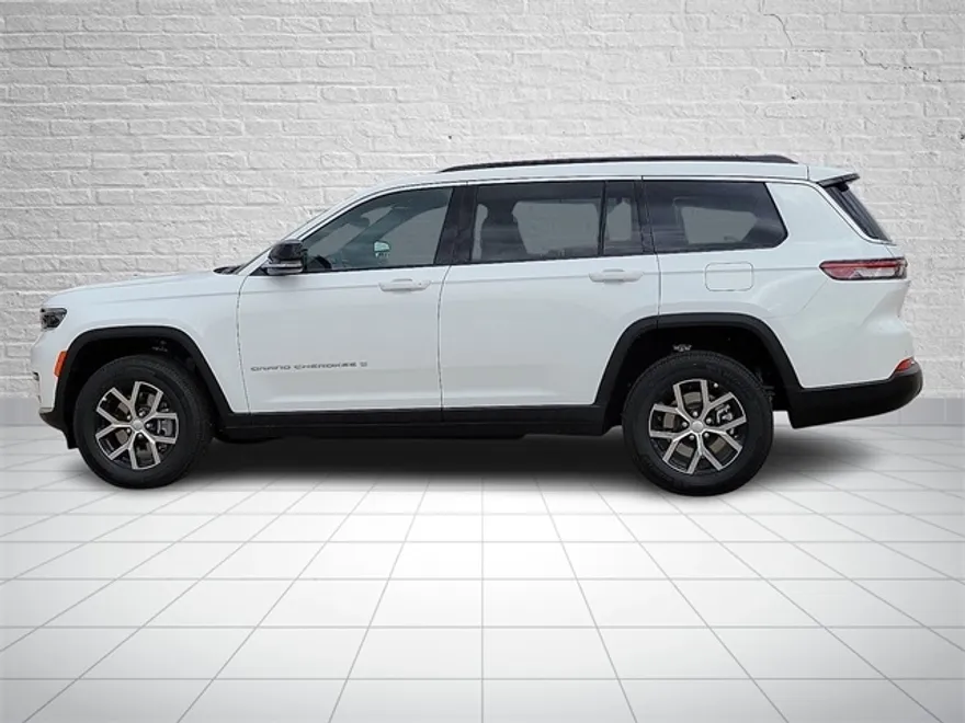 2025 Jeep Grand Cherokee Limited photo 1