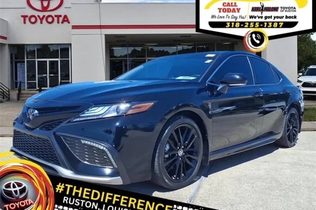 2022 Toyota Camry XSE photo 1