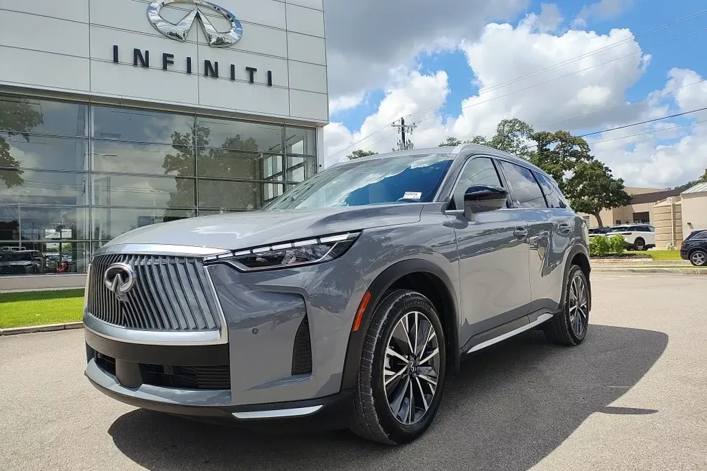 2026 Infiniti QX60 Luxe photo 1