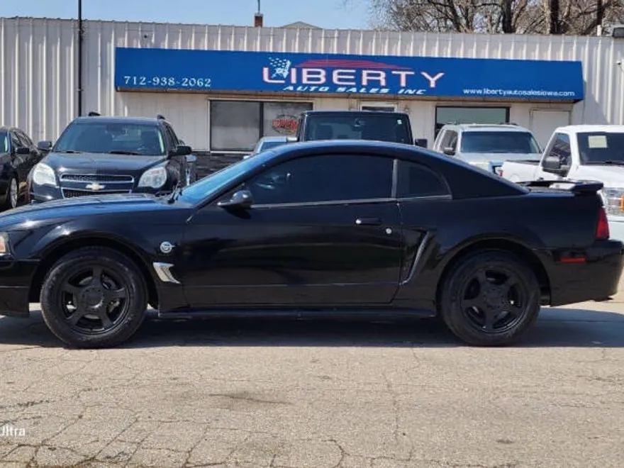 2004 Ford Mustang photo 1