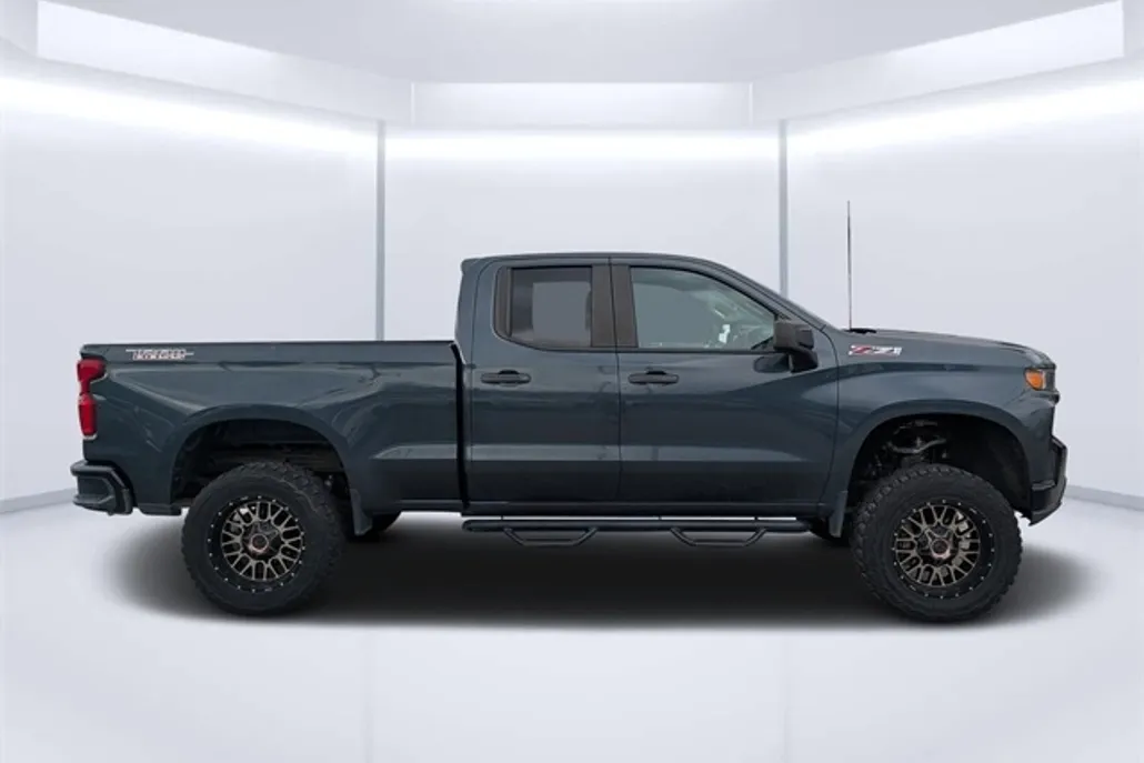 2019 Chevrolet Silverado 1500 Custom Trail Boss photo 1