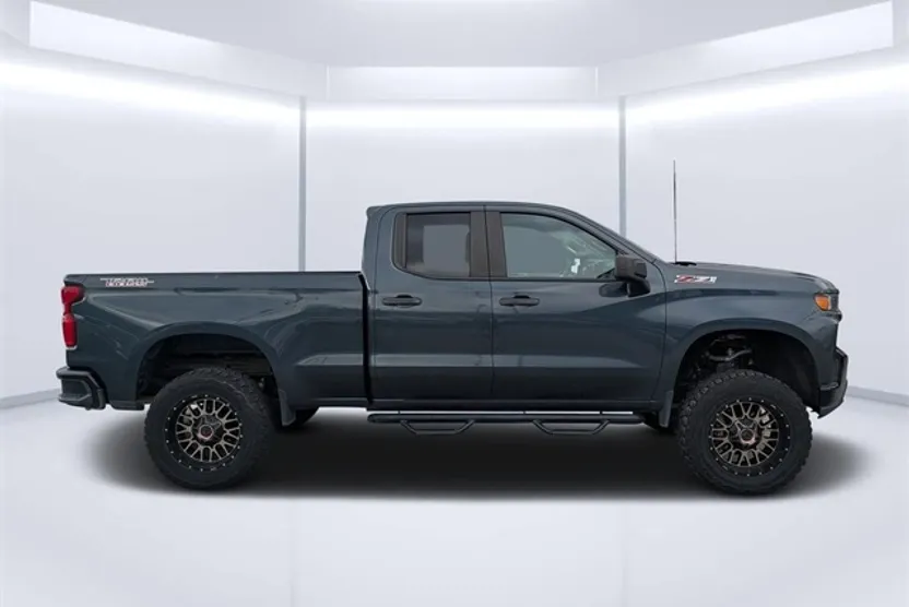 2019 Chevrolet Silverado 1500 Custom Trail Boss photo 1