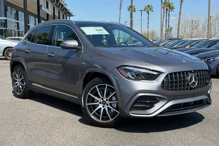 2025 Mercedes Benz GLA AMG 35 4MATIC photo 1
