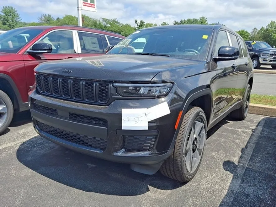 2025 Jeep Grand Cherokee Altitude X photo 1