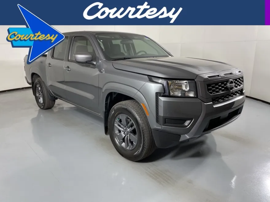 2025 Nissan Frontier Crew Cab SV photo 1