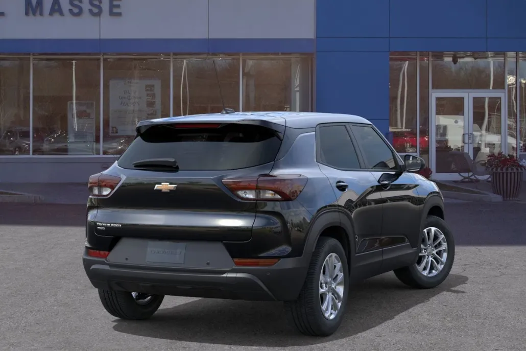 2026 Chevrolet Trailblazer LS photo 1