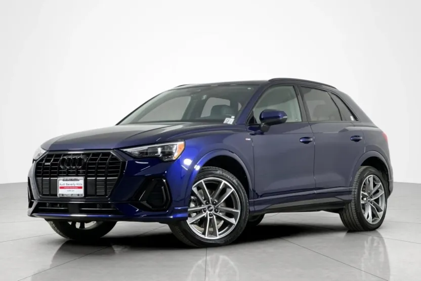 2022 Audi Q3 S line Premium 45 TFSI photo 1