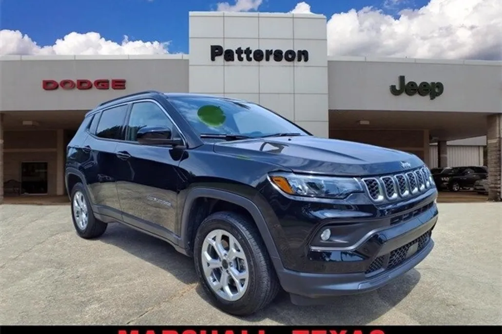 2025 Jeep Compass Latitude photo 1