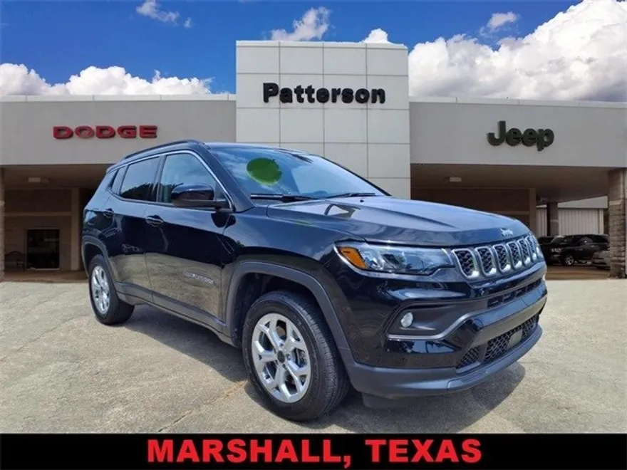 2025 Jeep Compass Latitude photo 1