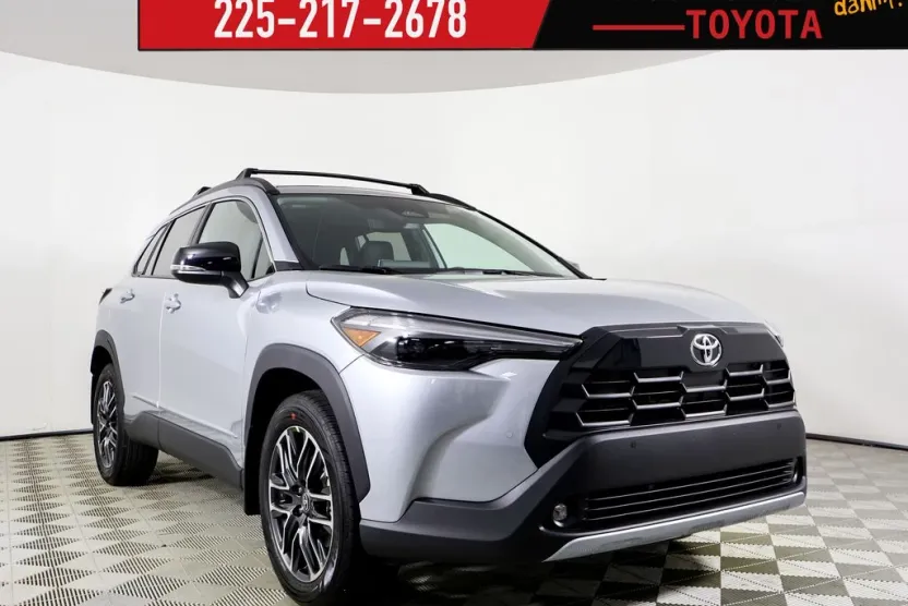 2026 Toyota Corolla Cross XLE photo 1