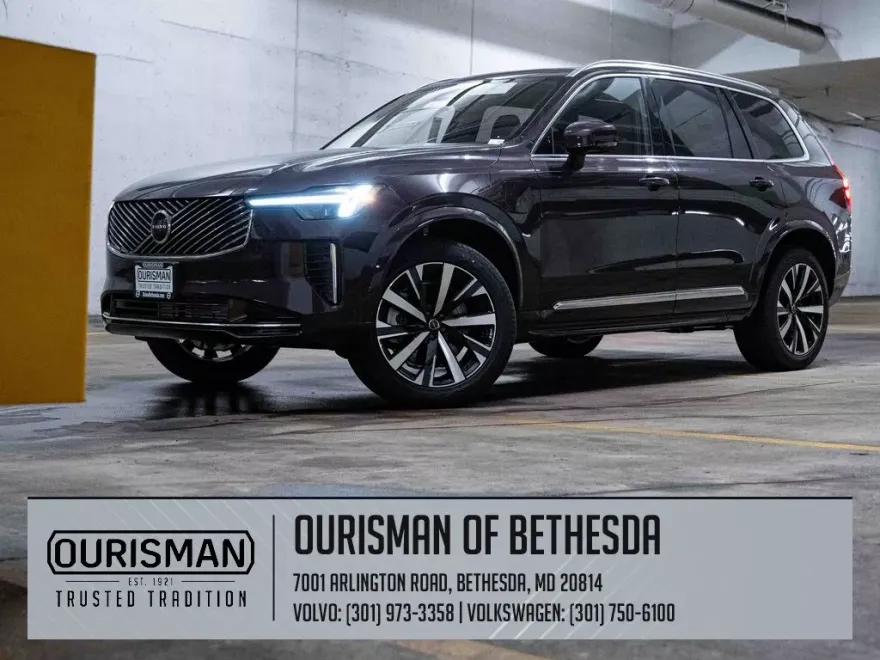 2025 Volvo XC90 T8 Core photo 1