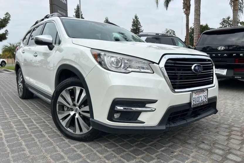 2021 Subaru Ascent Touring photo 1