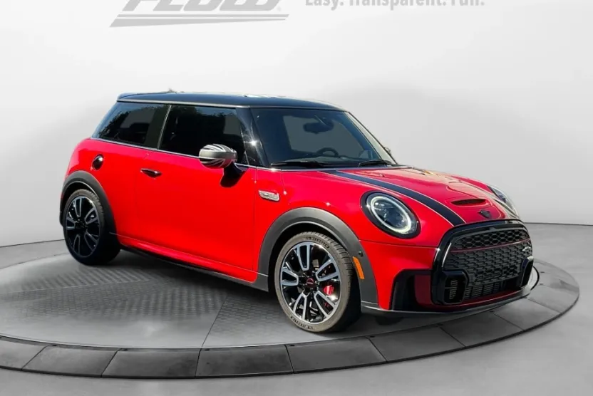 2023 Mini Cooper Hardtop John Cooper Works photo 1