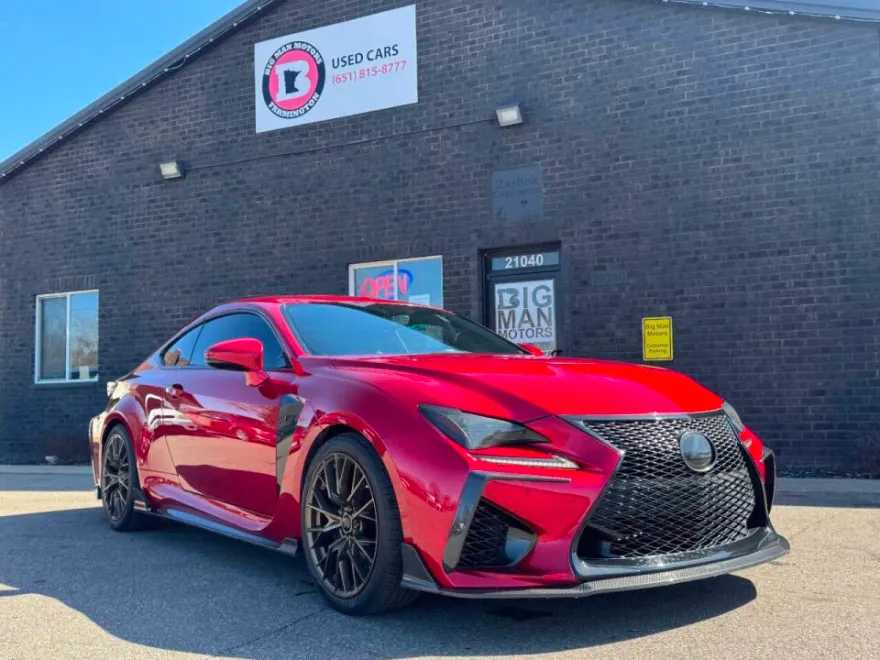 2017 Lexus RC F photo 1