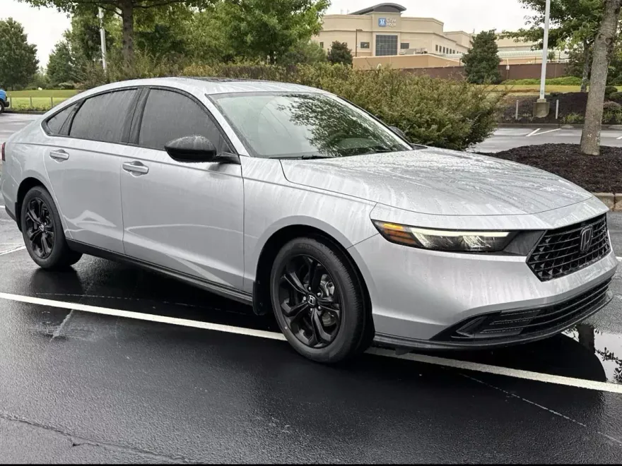 2025 Honda Accord SE photo 1